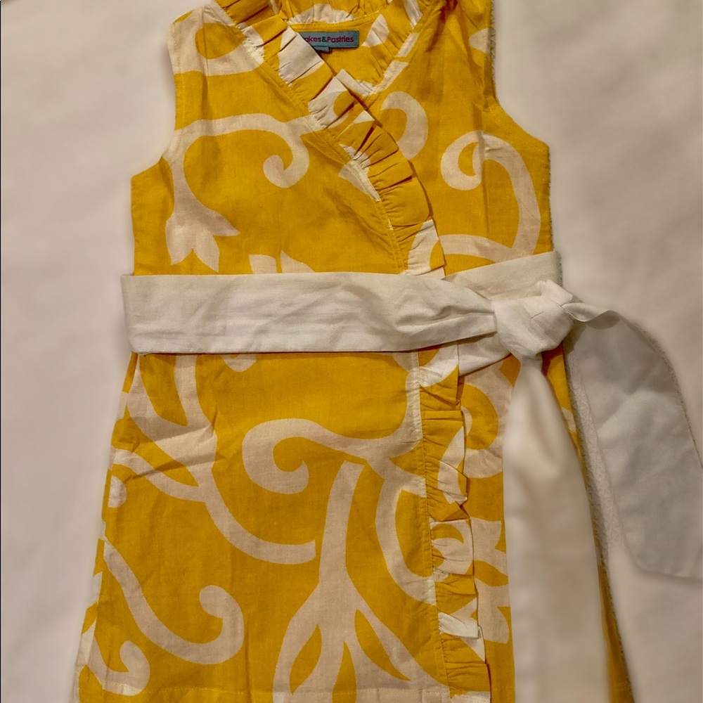 CUPCAKES & PASTRIES Dress, Size 4